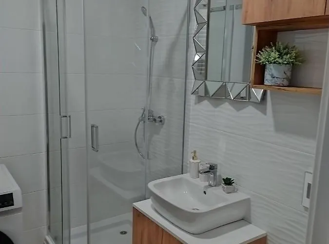 Milla Lux * 노비사드